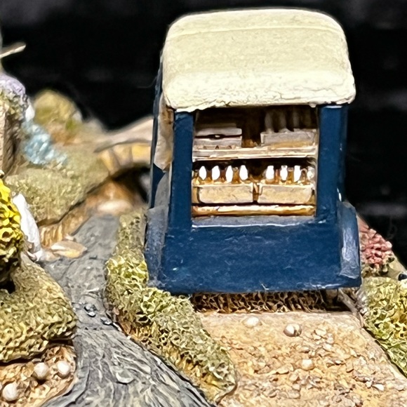 Lilliput Lane -Two Pints Please - Collectors Club - Picture 10 of 16